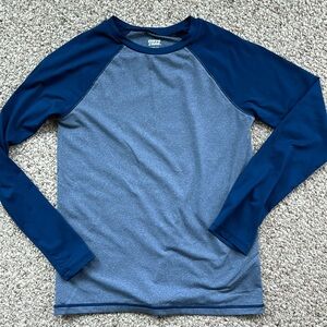 Wave zone boys swim shirt size 10/12.